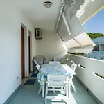 Passeggiata Al Mare *