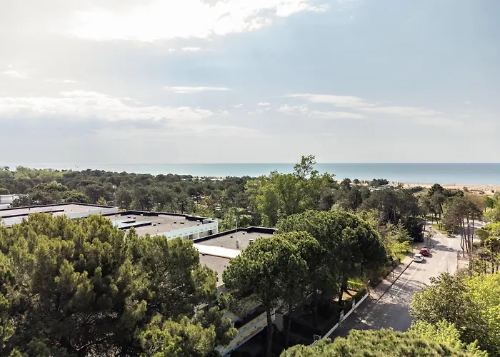 Passeggiata Al Mare Apartment *